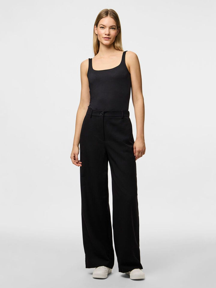 Body PIECES, negru