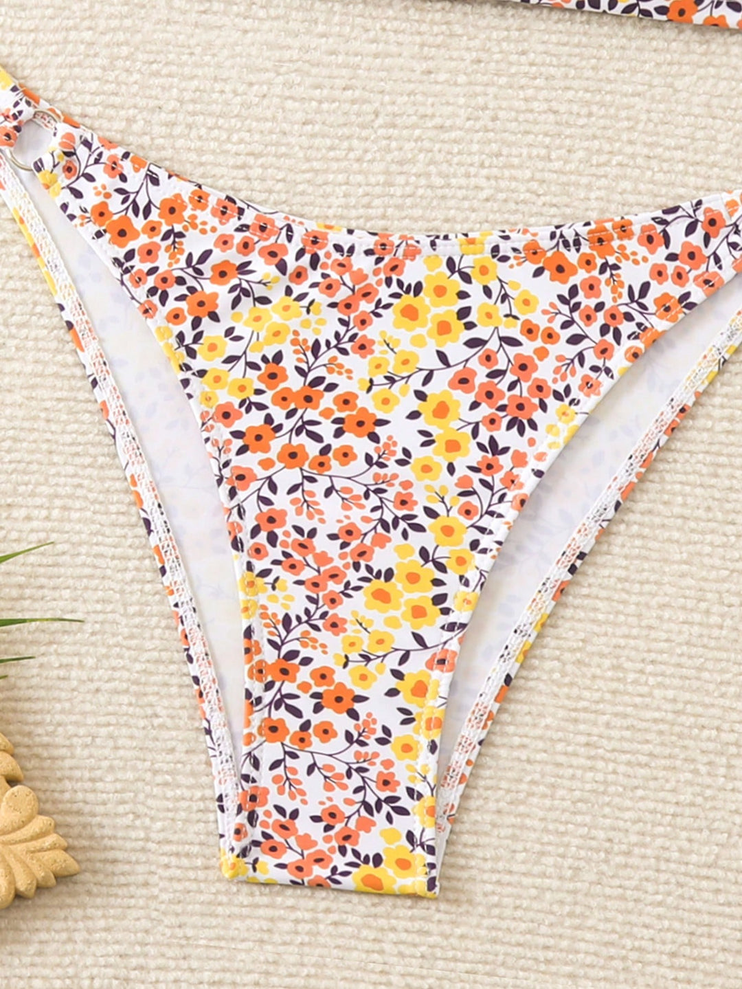 Set bikini SHEIN, mix culori
