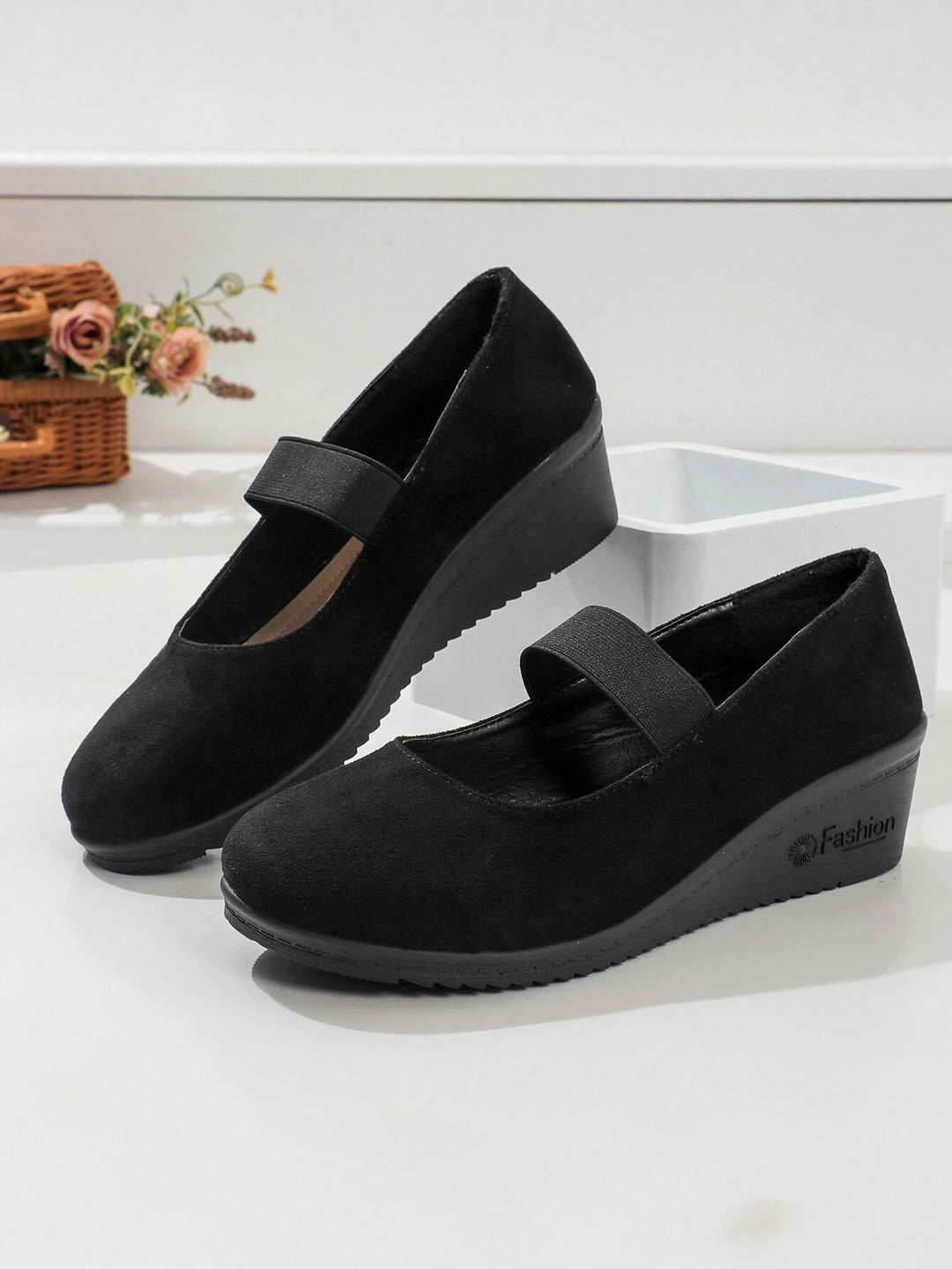 Pantofi SHEIN, negru