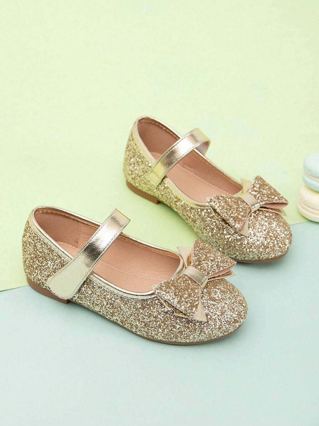 Pantofi SHEIN, auriu