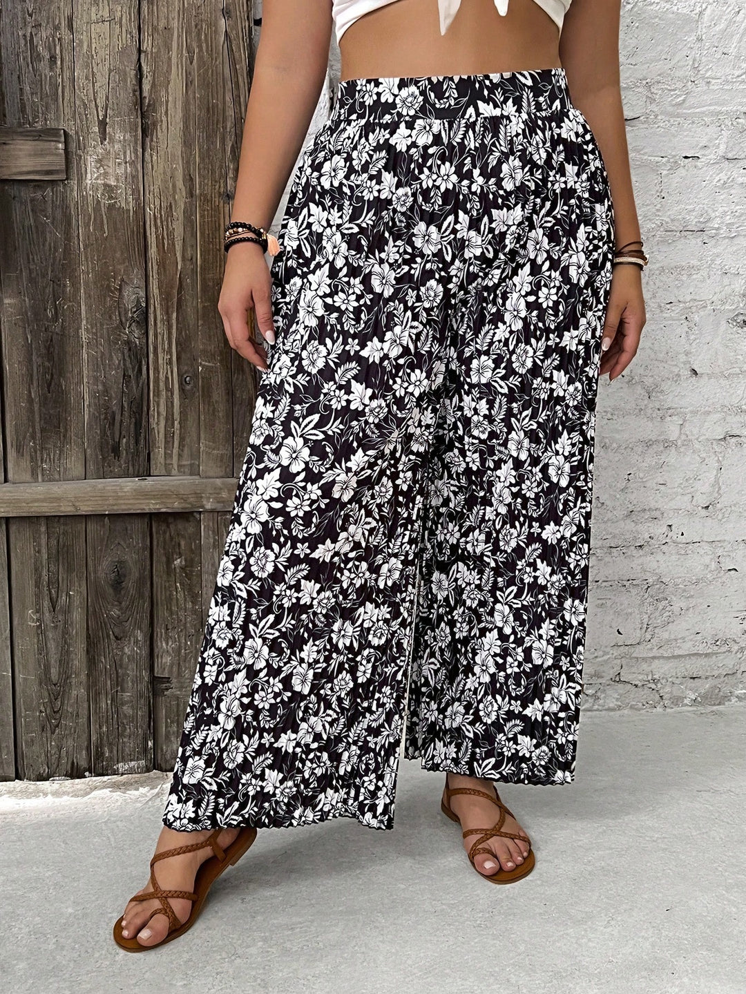 Pantaloni SHEIN, negru