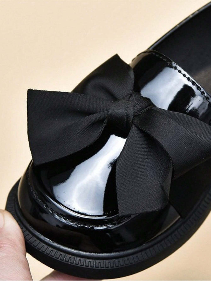 Pantofi SHEIN, negru