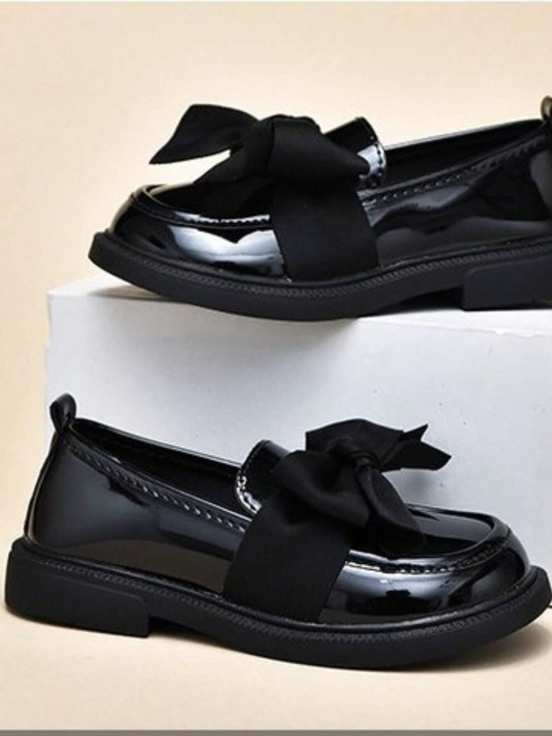 Pantofi SHEIN, negru