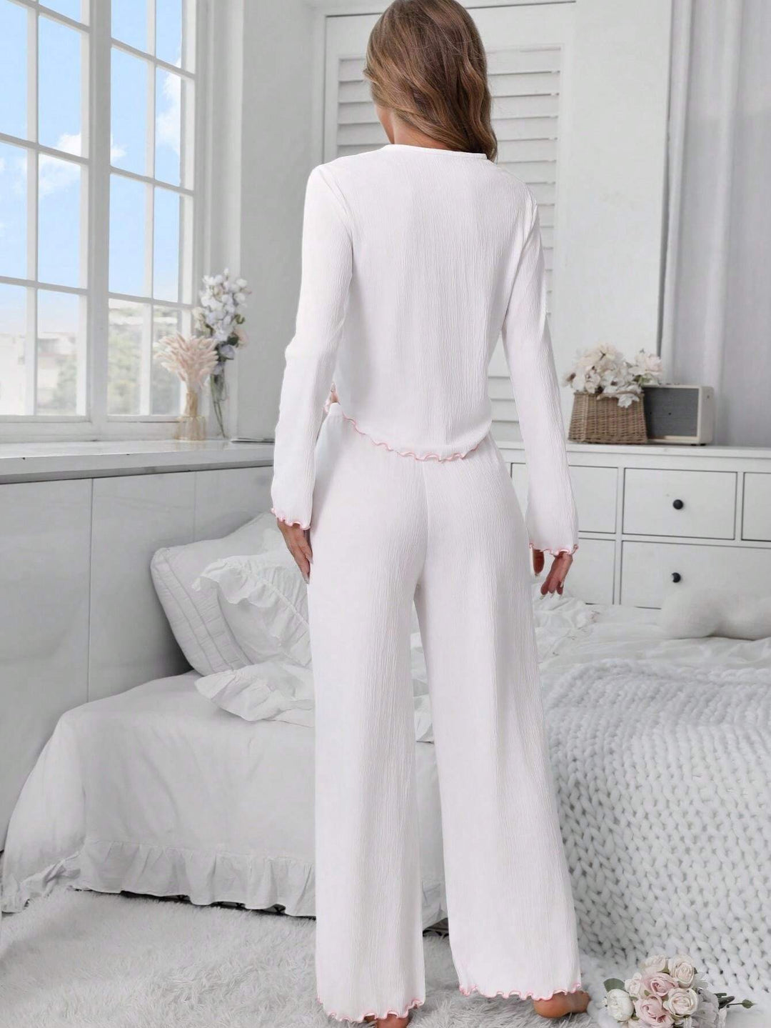 Compleu pijamale SHEIN, alb