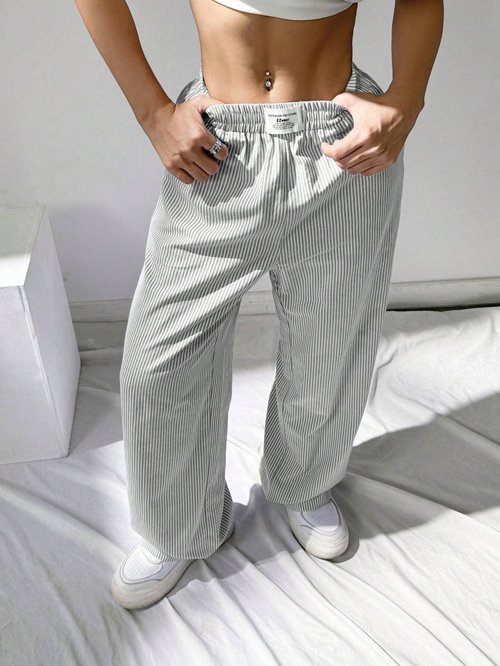 Pantaloni SHEIN, mix culori