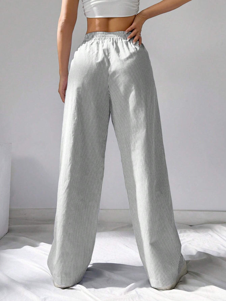 Pantaloni SHEIN, mix culori