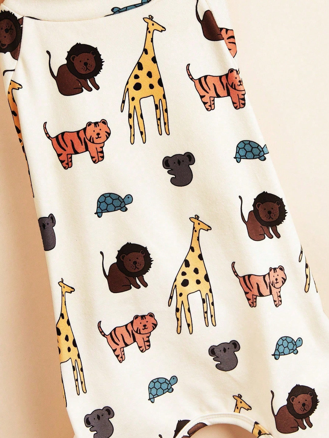 Pijama SHEIN, mix culori
