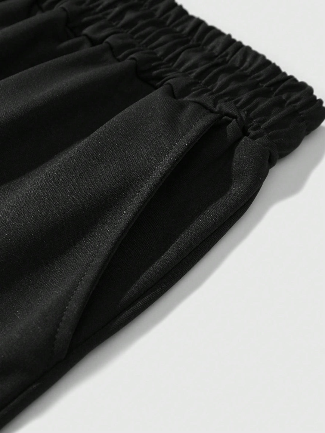 Pantaloni scurți SHEIN, negru