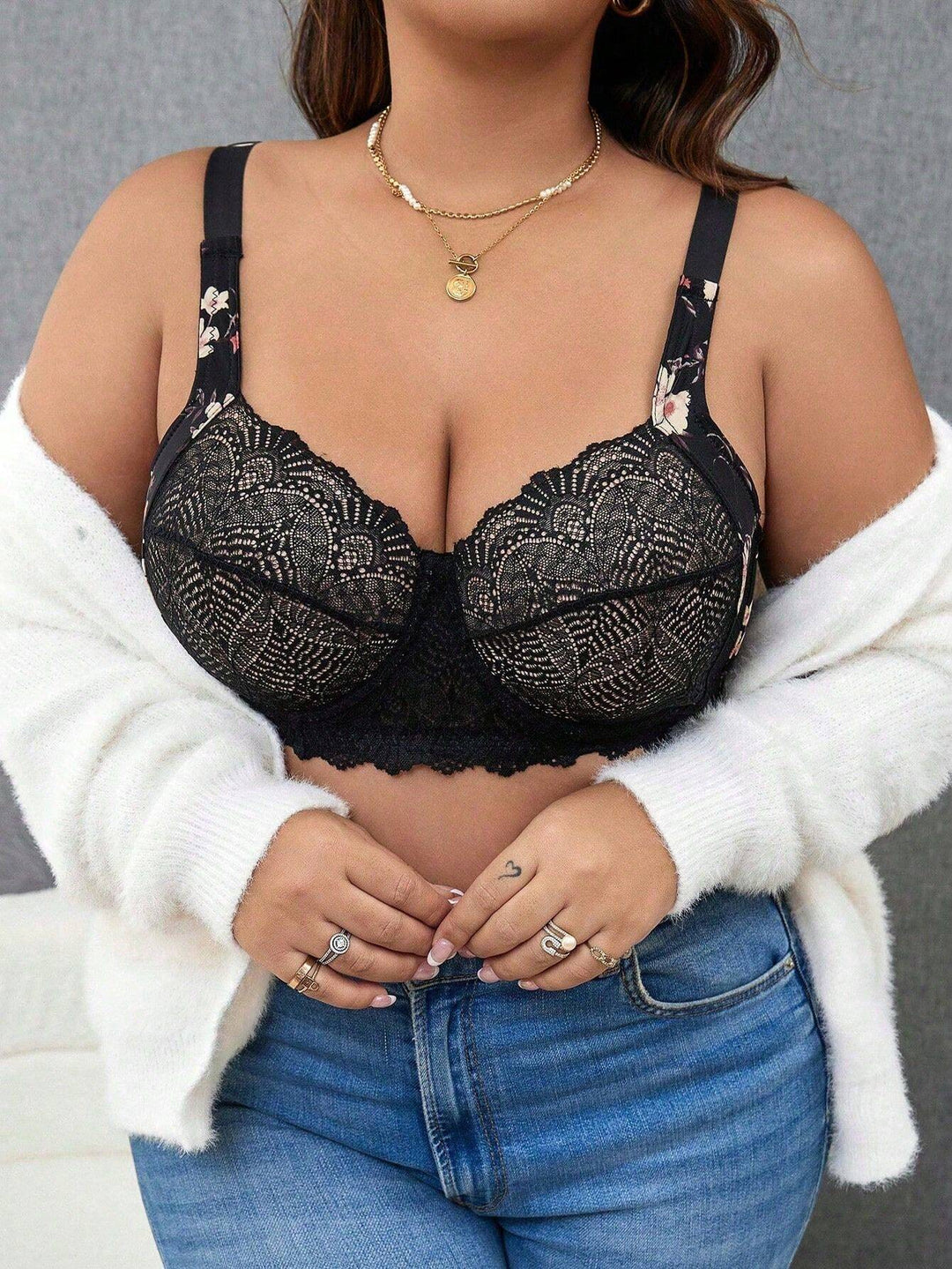 Shein Curve+ melltartó, többféle színben