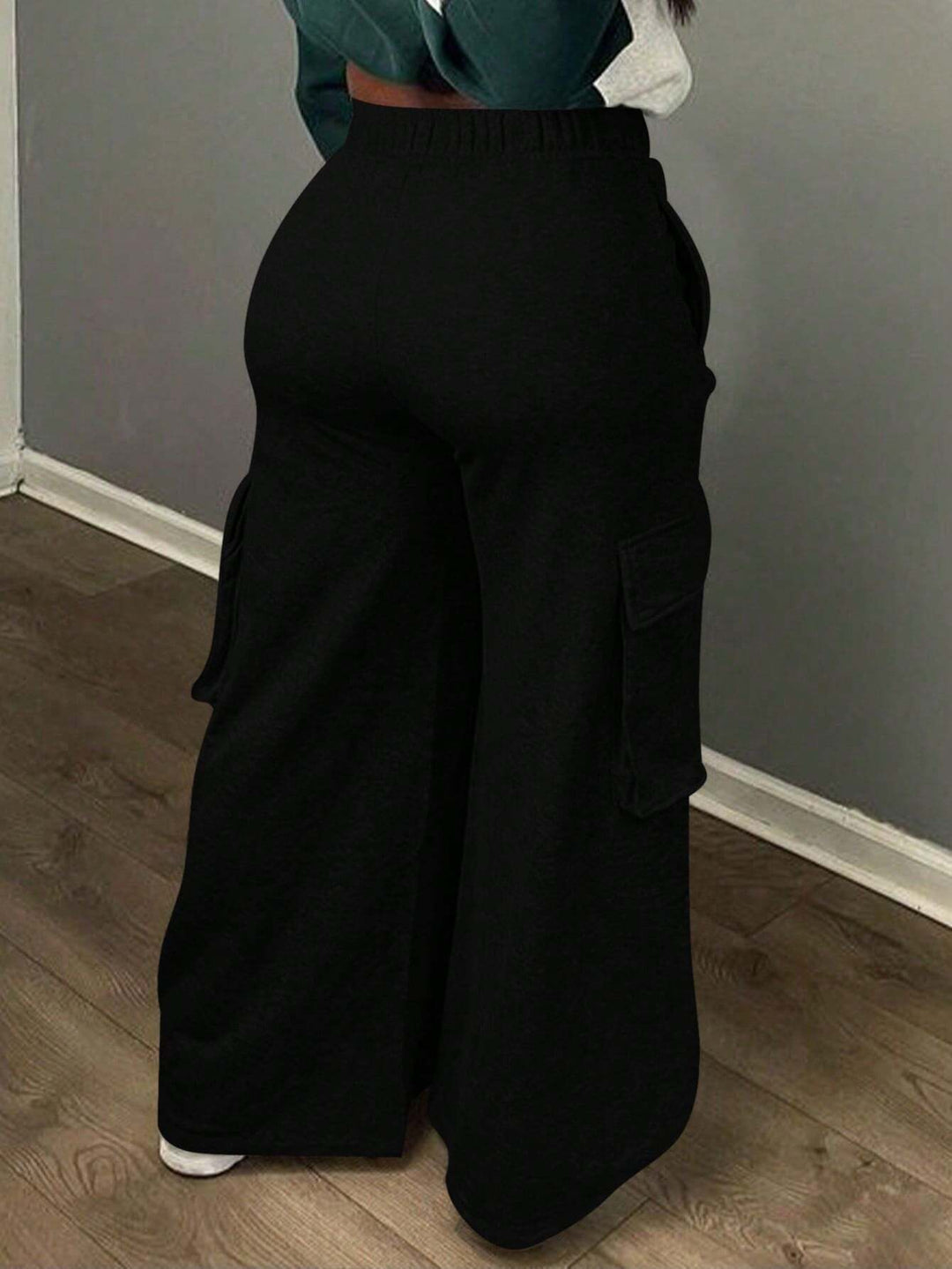 SHEIN nadrág, fekete