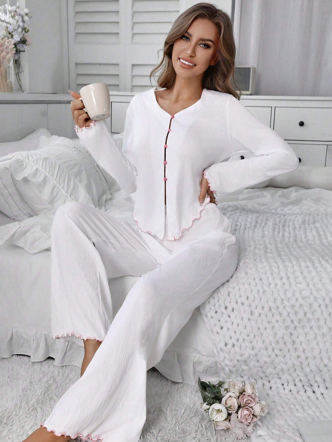 Compleu pijamale SHEIN, alb