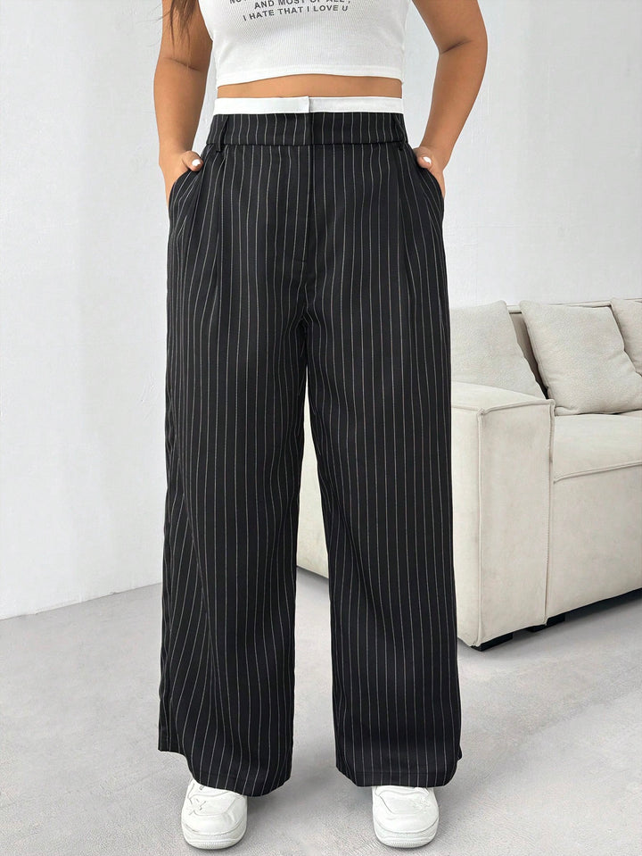 Pantaloni SHEIN, negru