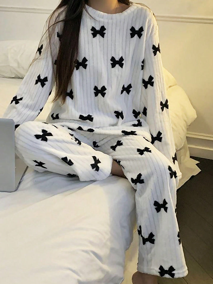 Pijama SHEIN, alb