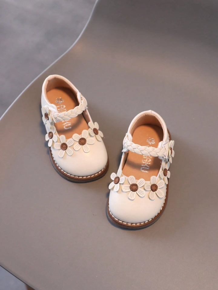 Pantofi SHEIN, crem