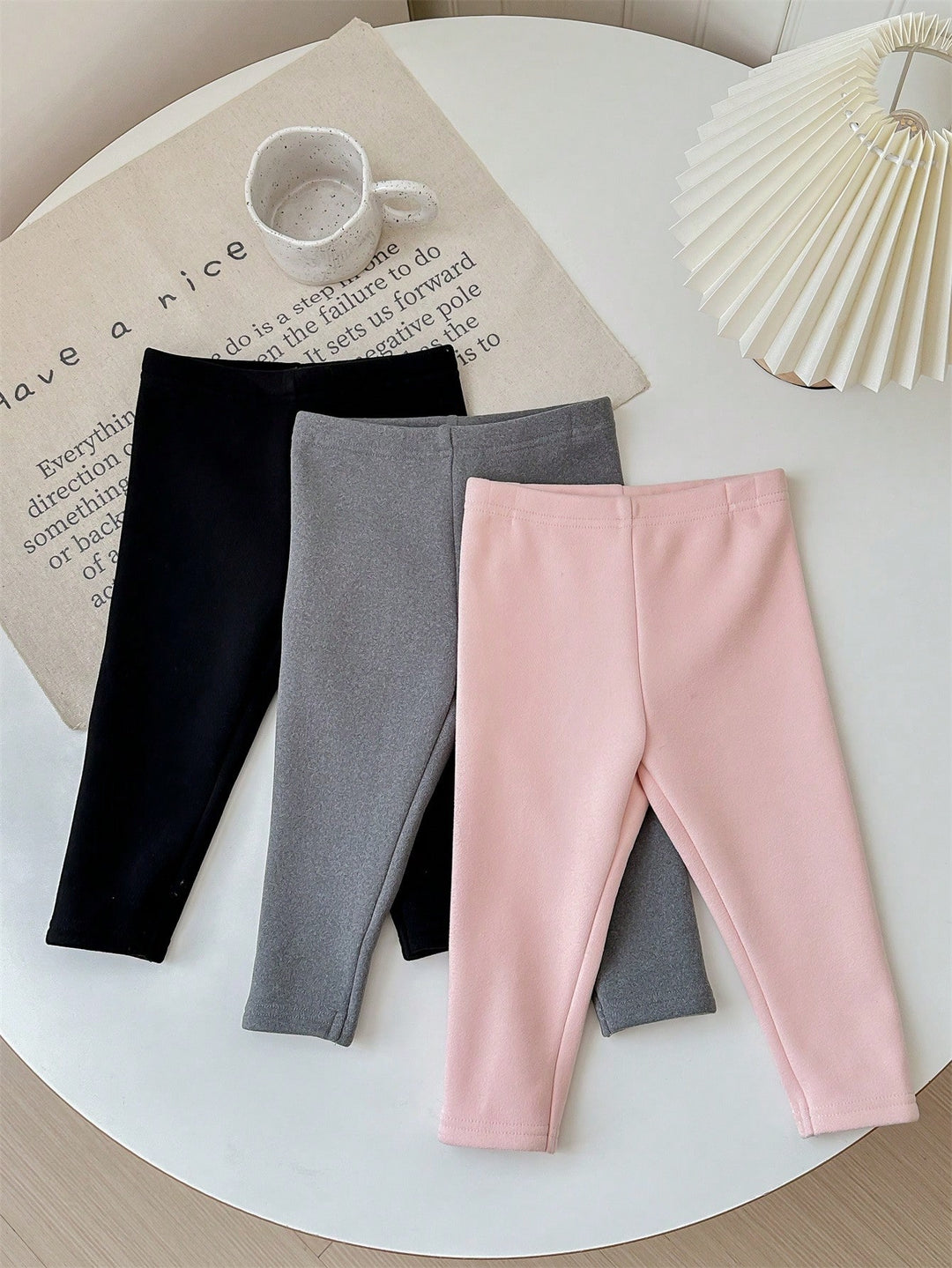Set pantaloni SHEIN, mix culori