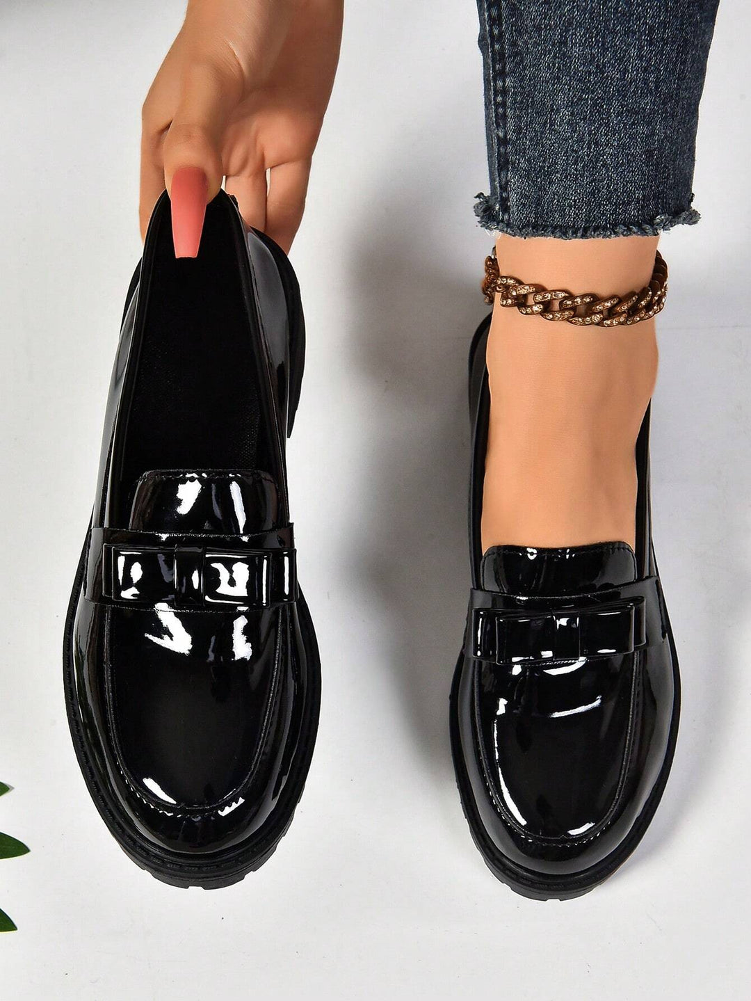 Pantofi SHEIN, negru