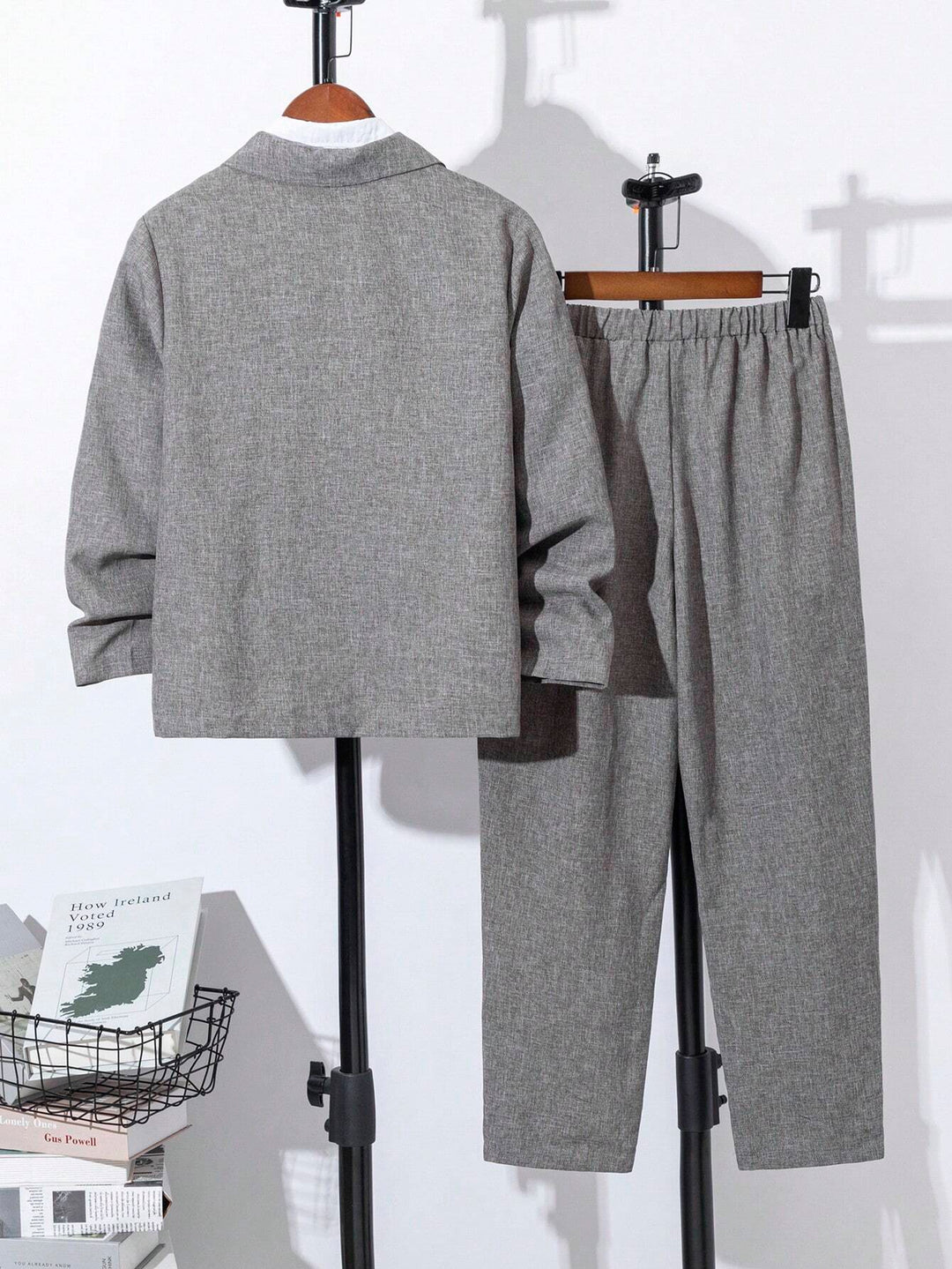 Costum SHEIN, gri