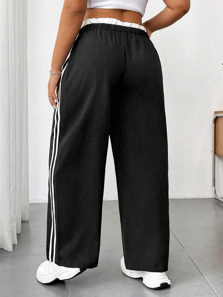 Pantaloni SHEIN, negru