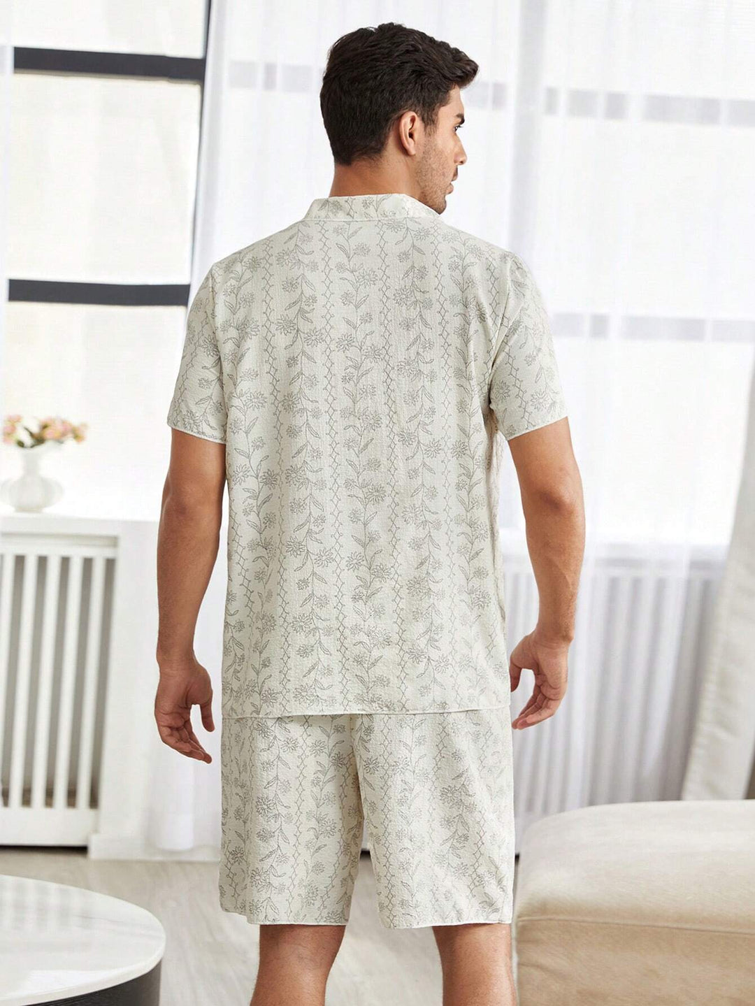 Compleu pijamale SHEIN, mix culori