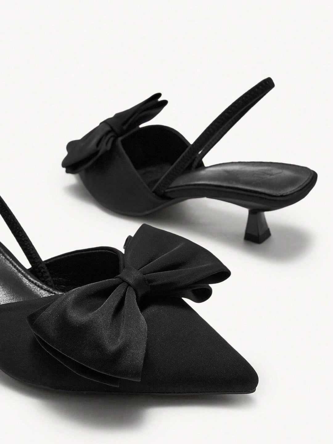 Pantofi cu toc SHEIN, negru