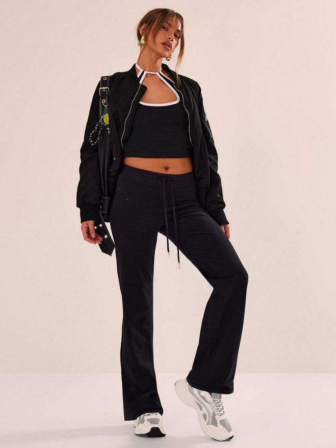 Pantaloni SHEIN, negru
