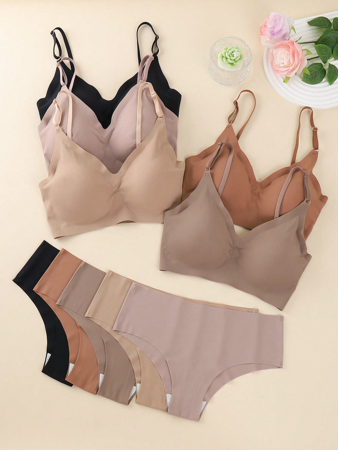Set lenjerie SHEIN, mix culori
