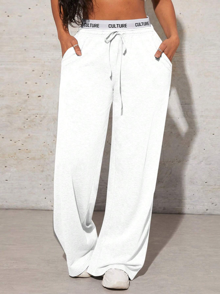 Pantaloni SHEIN, alb