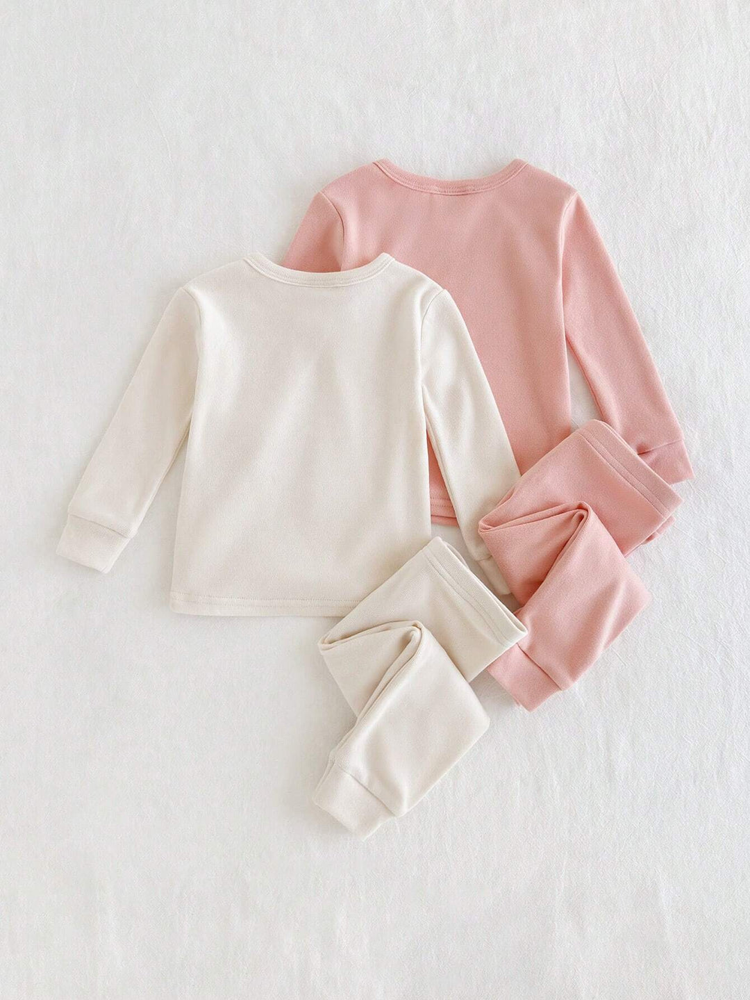 Set pijamale SHEIN, mix culori