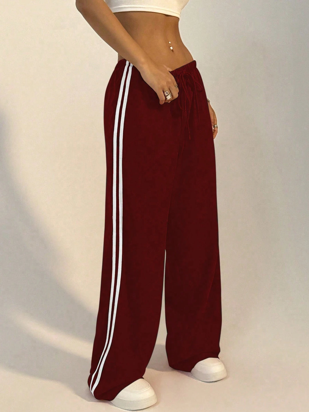 Pantaloni SHEIN, vișiniu