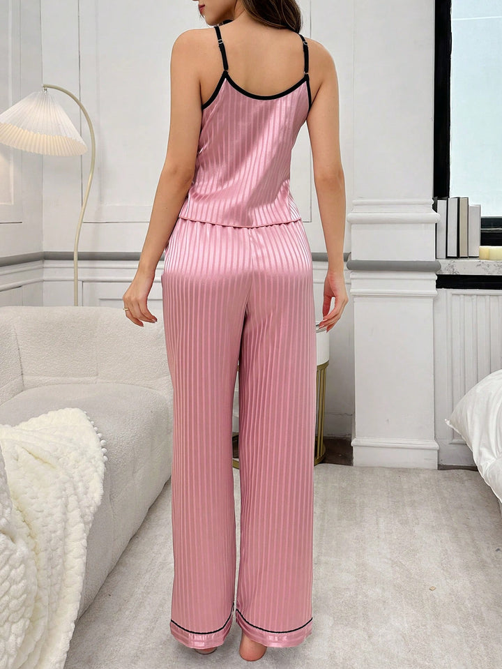 Compleu pijamale SHEIN, roz