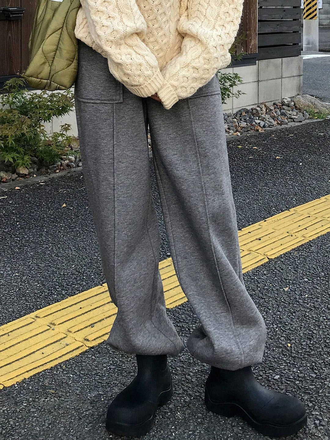Pantaloni de trening SHEIN, gri