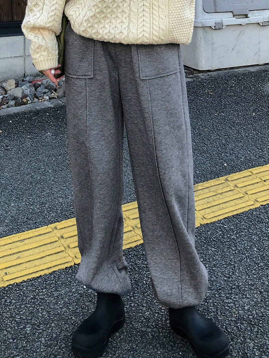 Pantaloni de trening SHEIN, gri