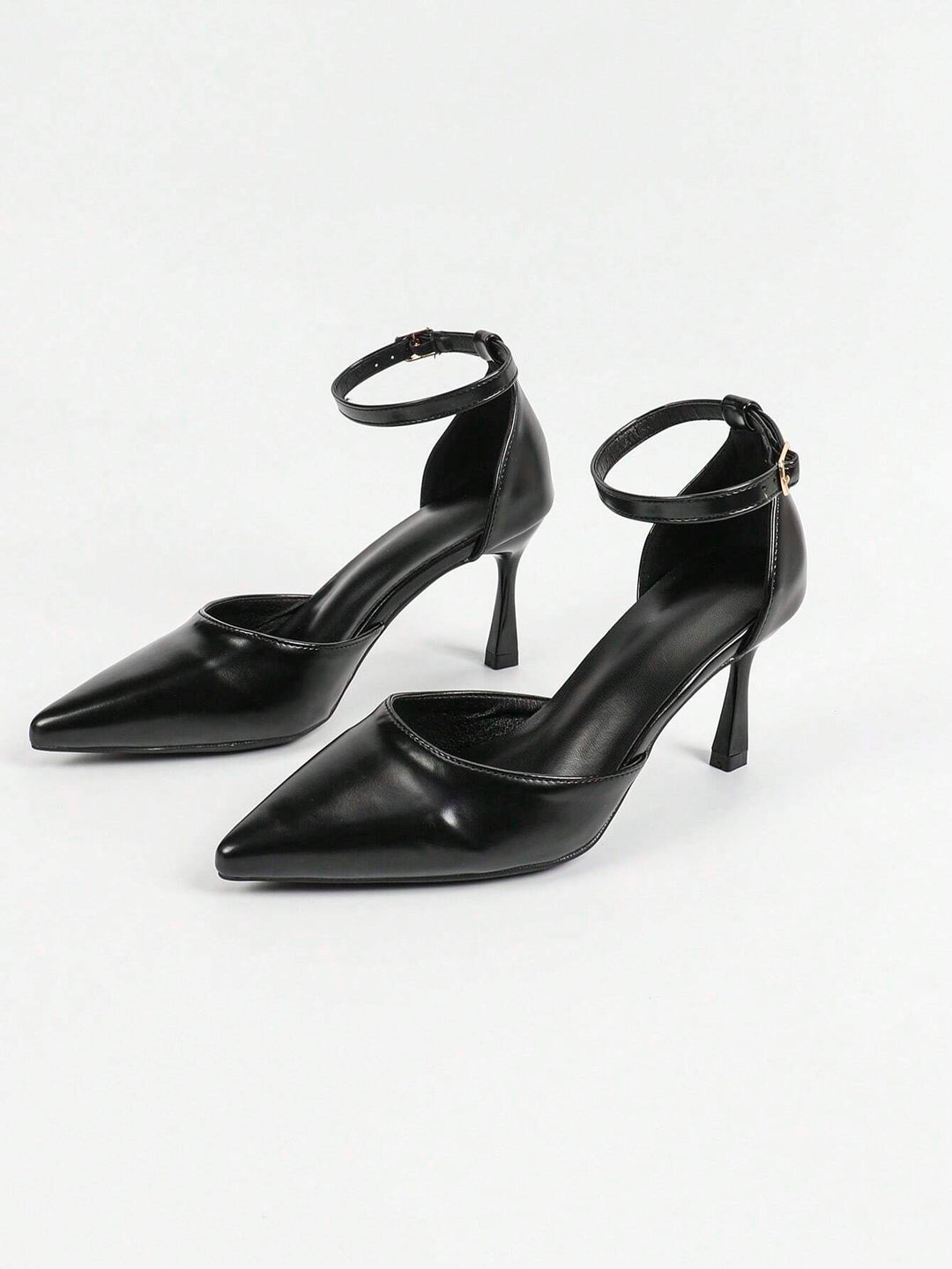 Pantofi cu toc SHEIN, negru