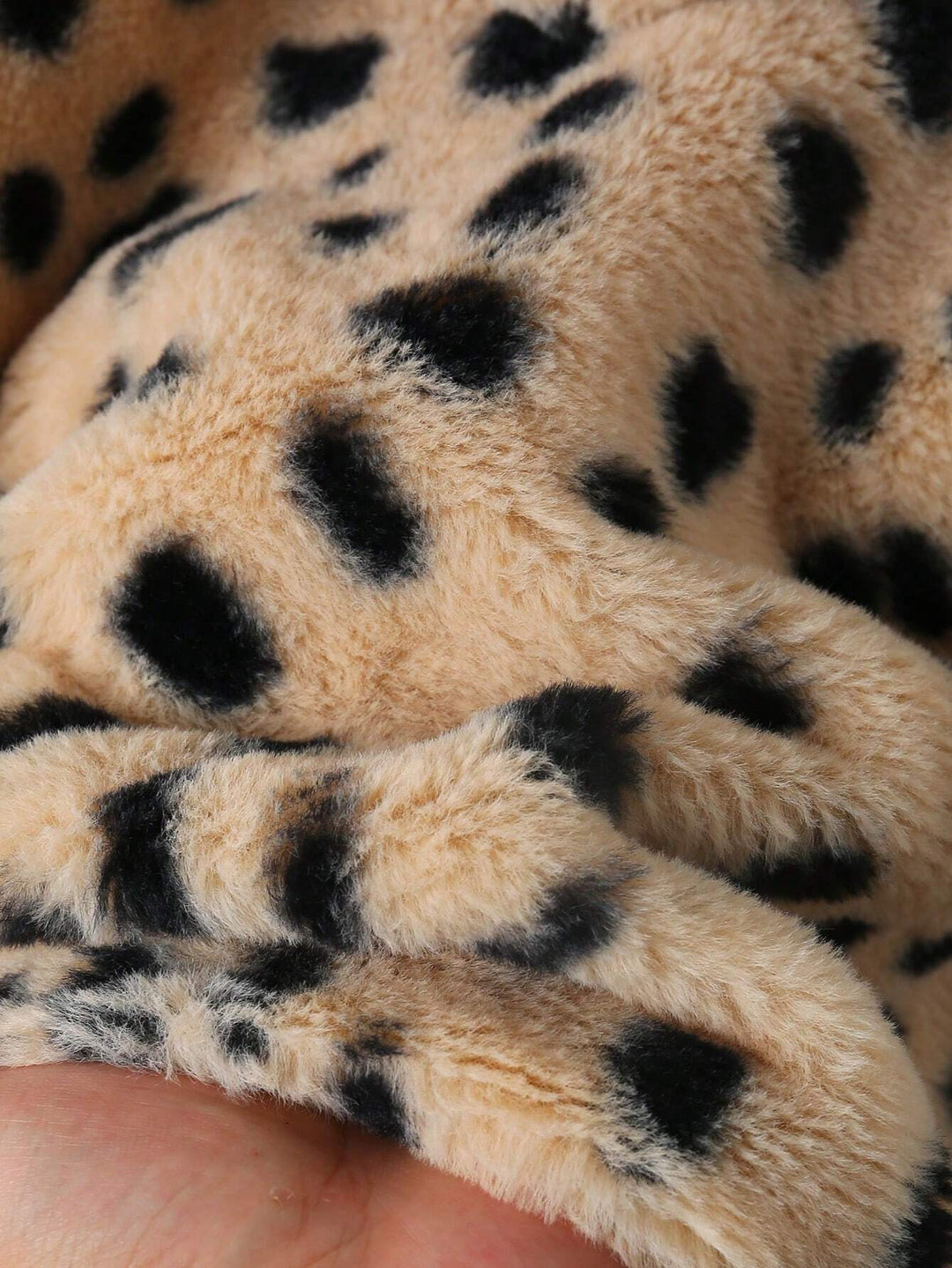 Palton SHEIN, mix cuori