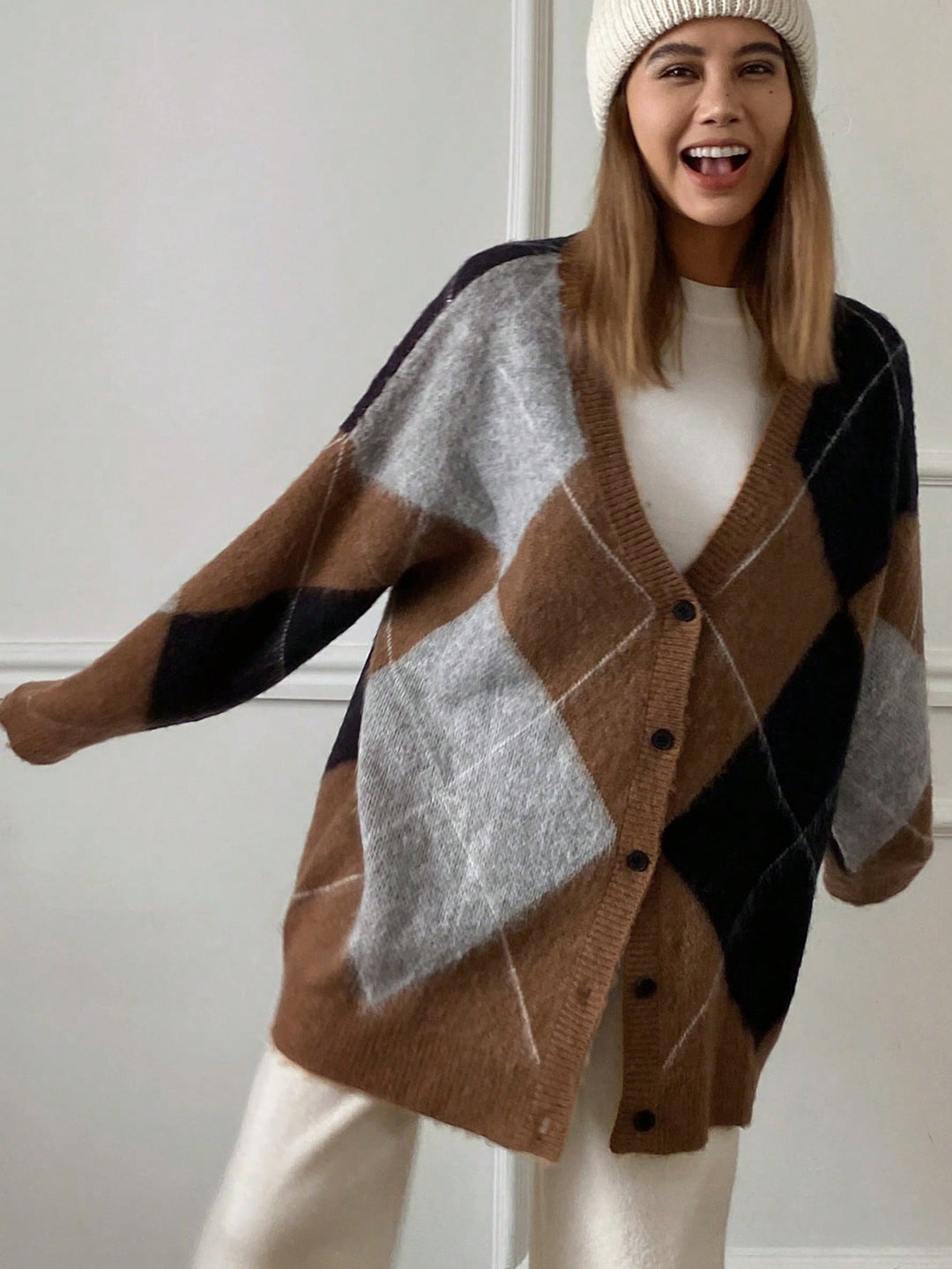 Cardigan SHEIN, maro