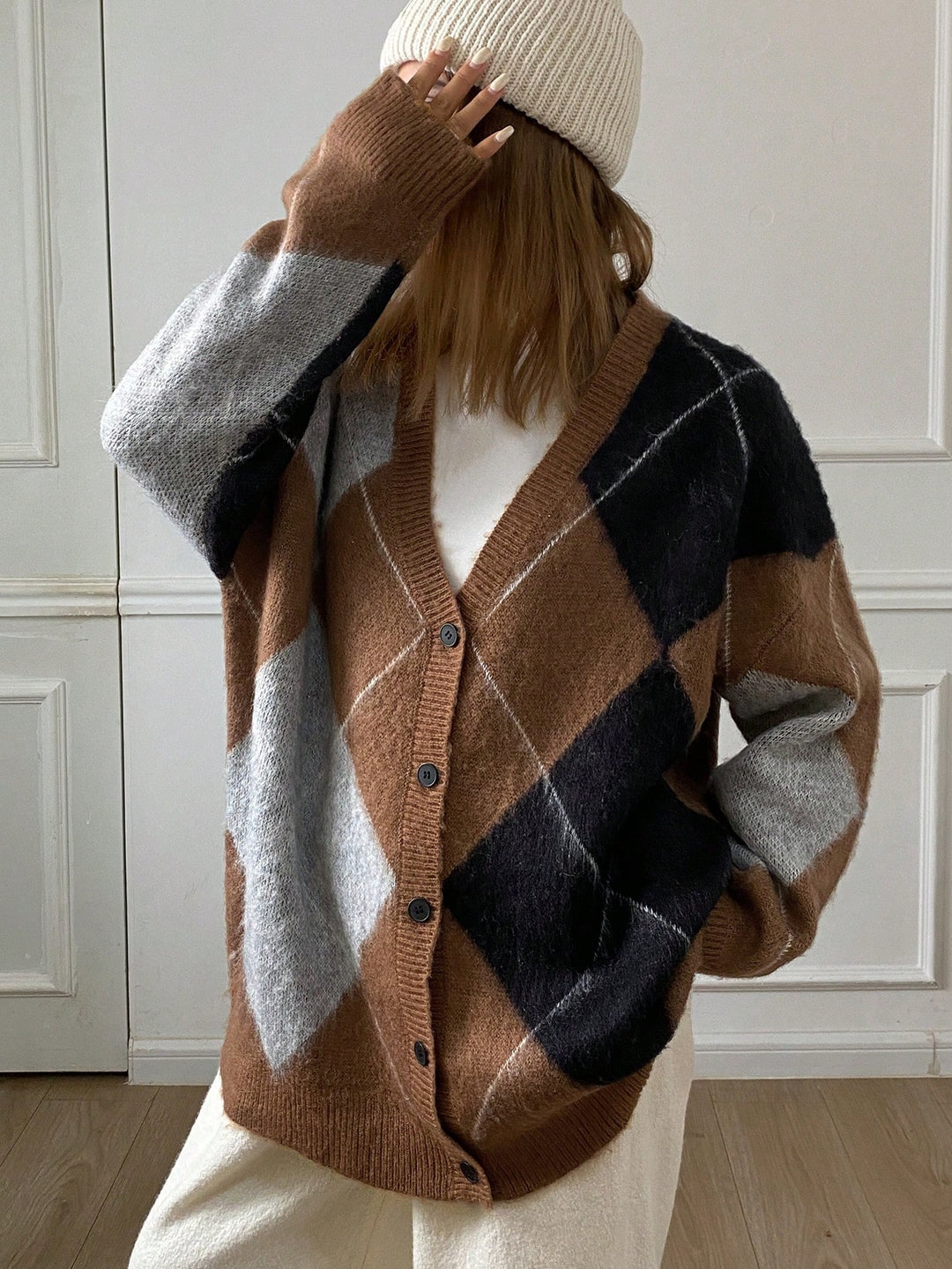 Cardigan SHEIN, maro