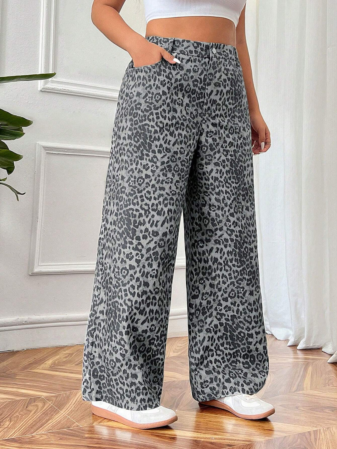 Pantaloni SHEIN, mix culori