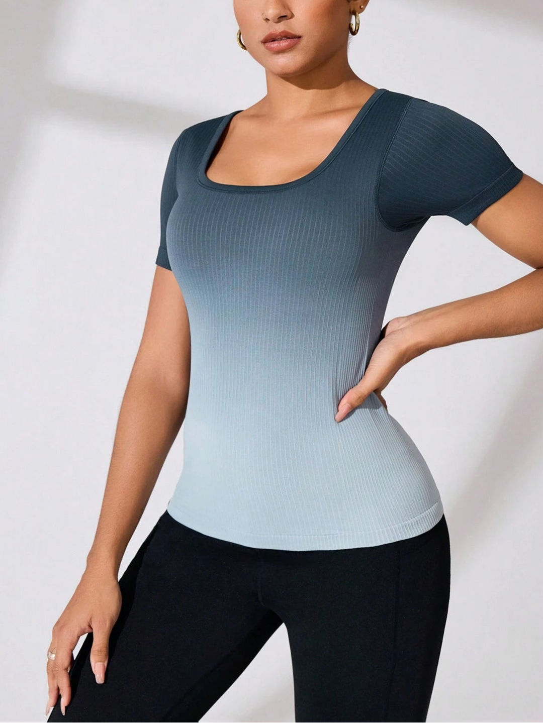 Tricou sport SHEIN, mix culori