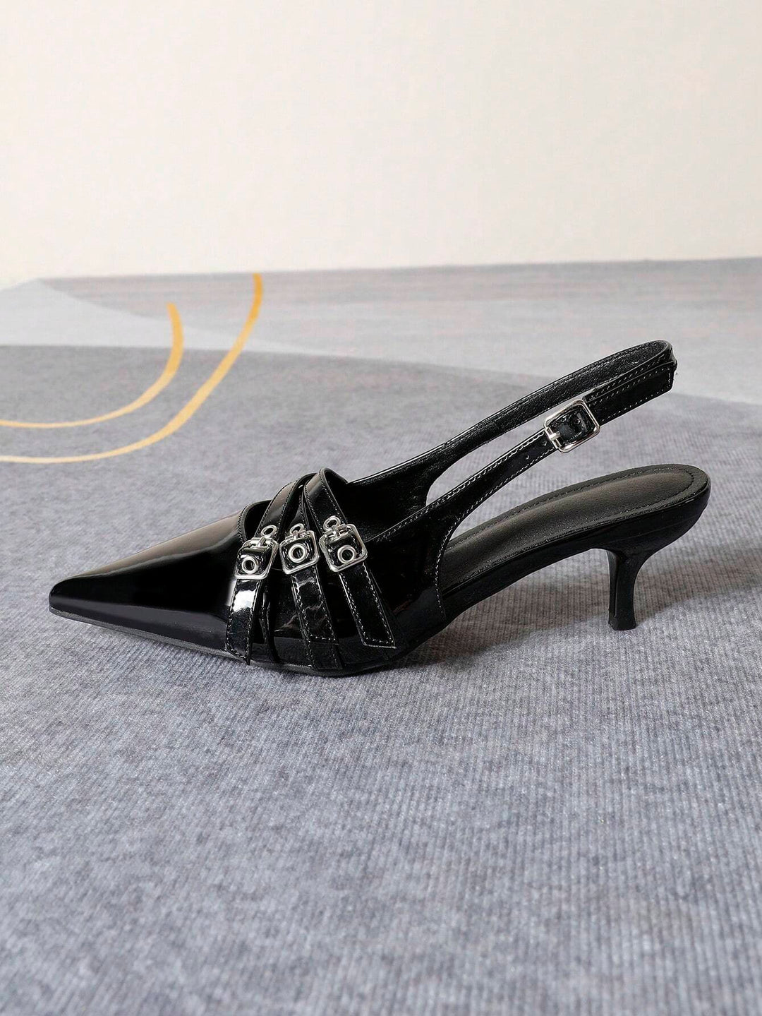 Pantofi cu toc SHEIN, negru