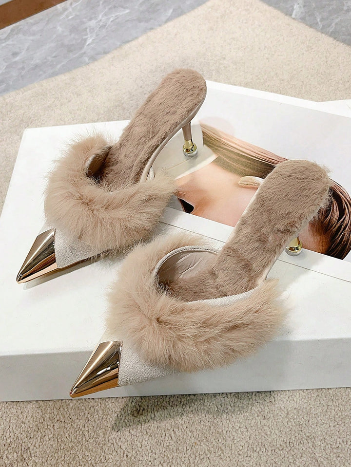 Pantofi cu toc SHEIN, bej