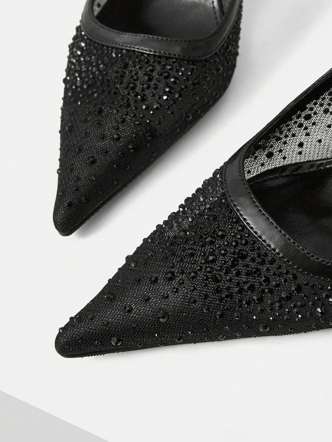 Pantofi cu toc SHEIN, negru