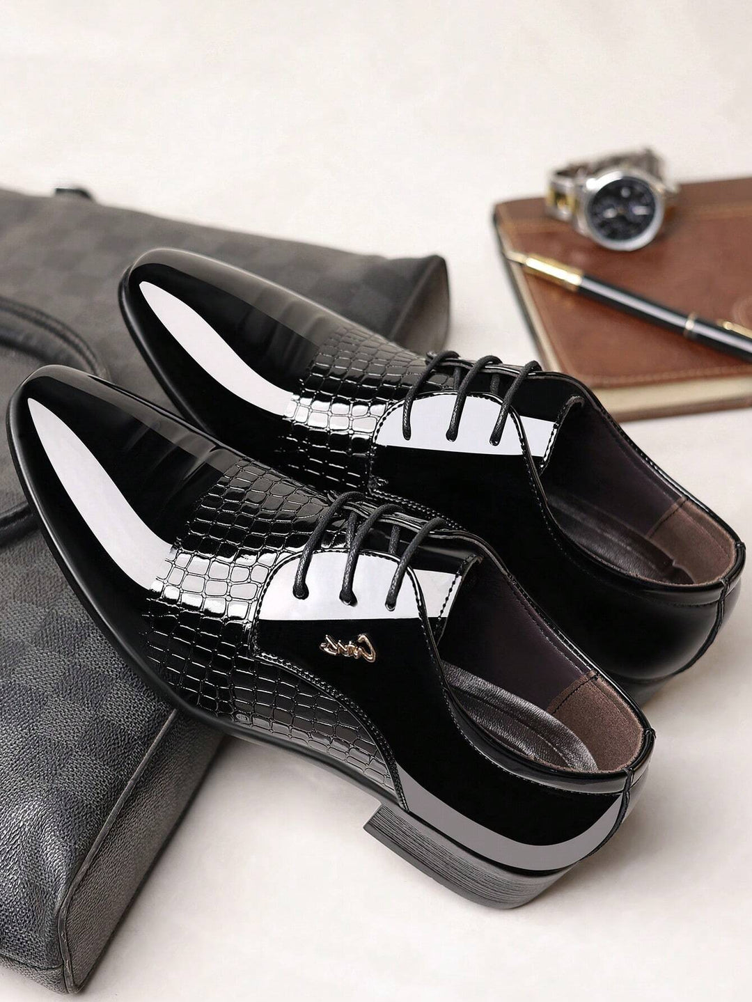 Pantofi SHEIN, negru