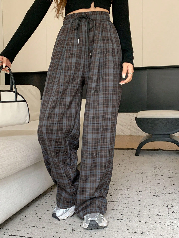 Pantaloni SHEIN, maro