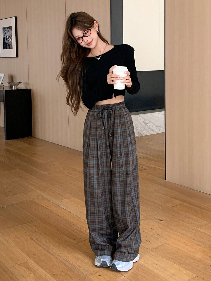 Pantaloni SHEIN, maro