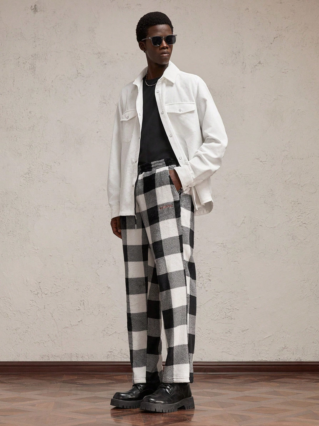 Pantalon SHEIN, negru