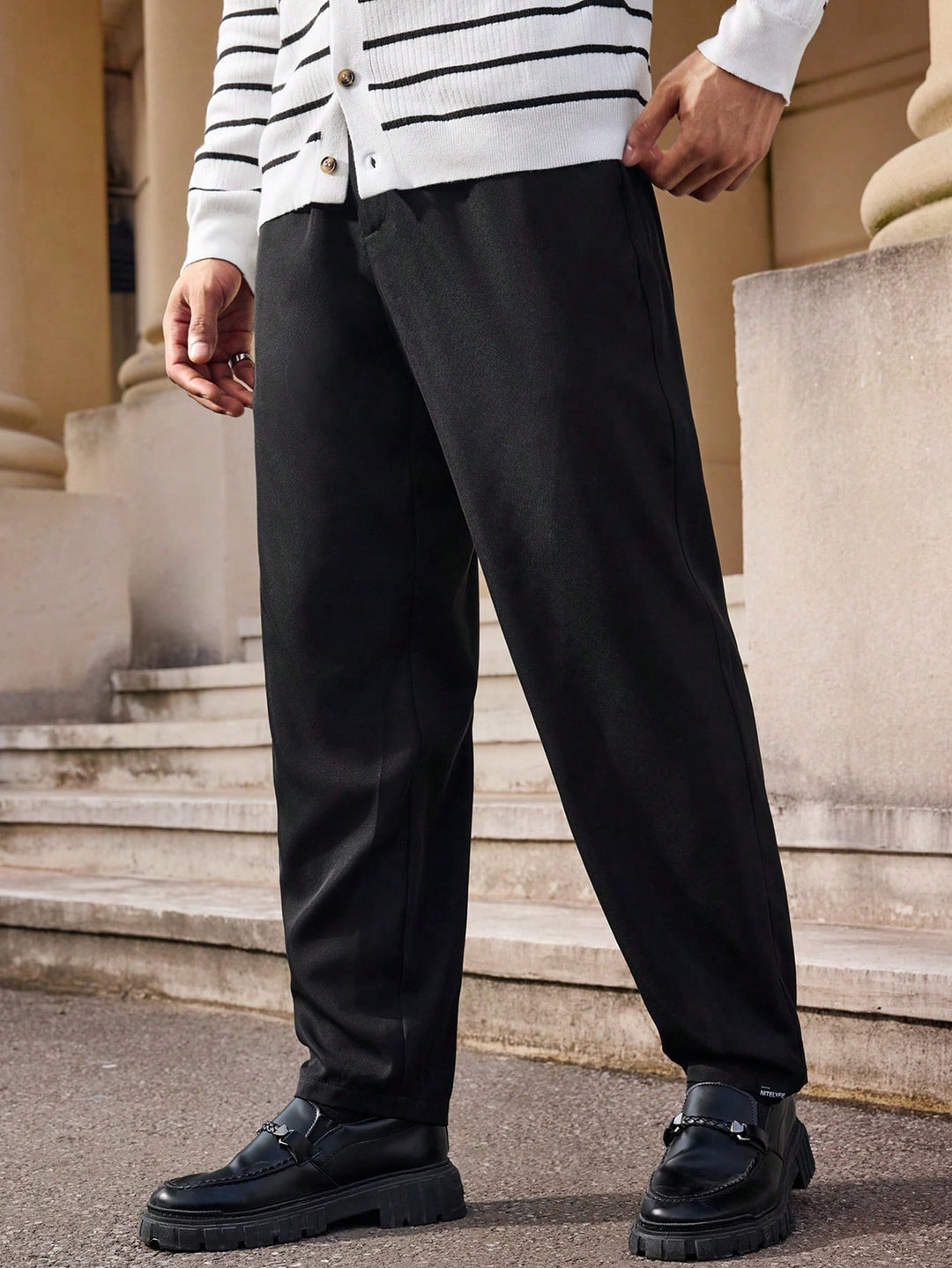 Pantalon SHEIN, negru