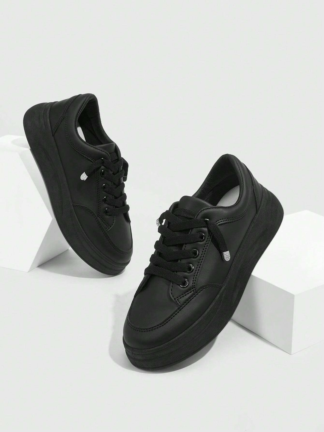Pantofi sport SHEIN, negru