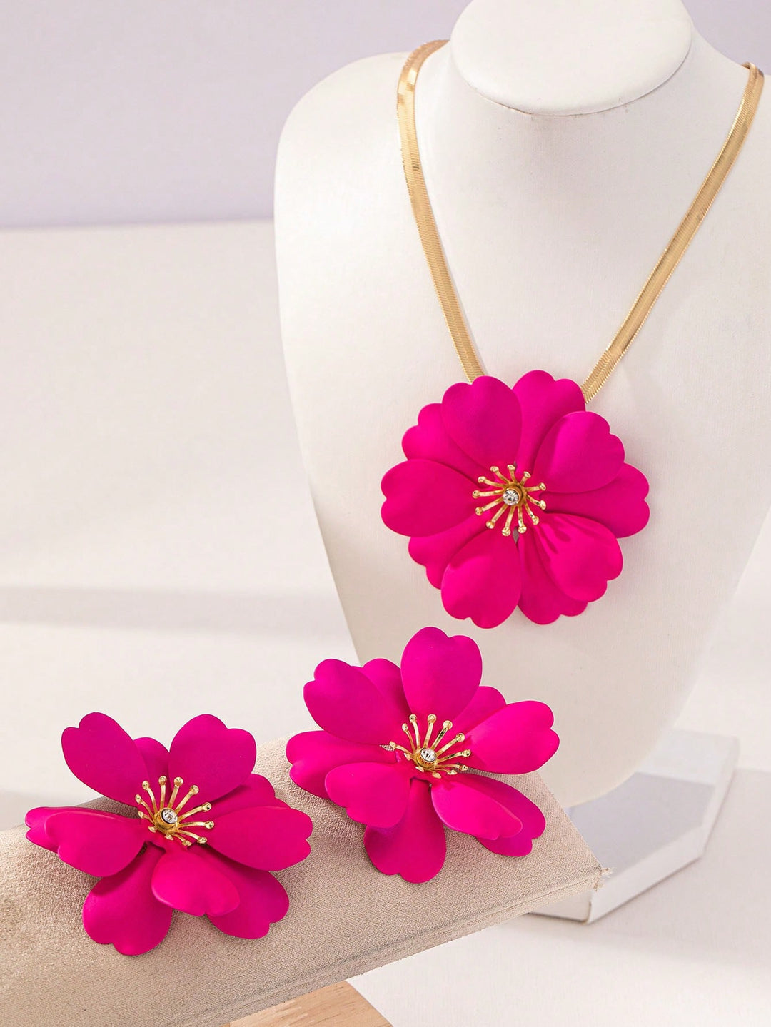 Set de bijuterii SHEIN