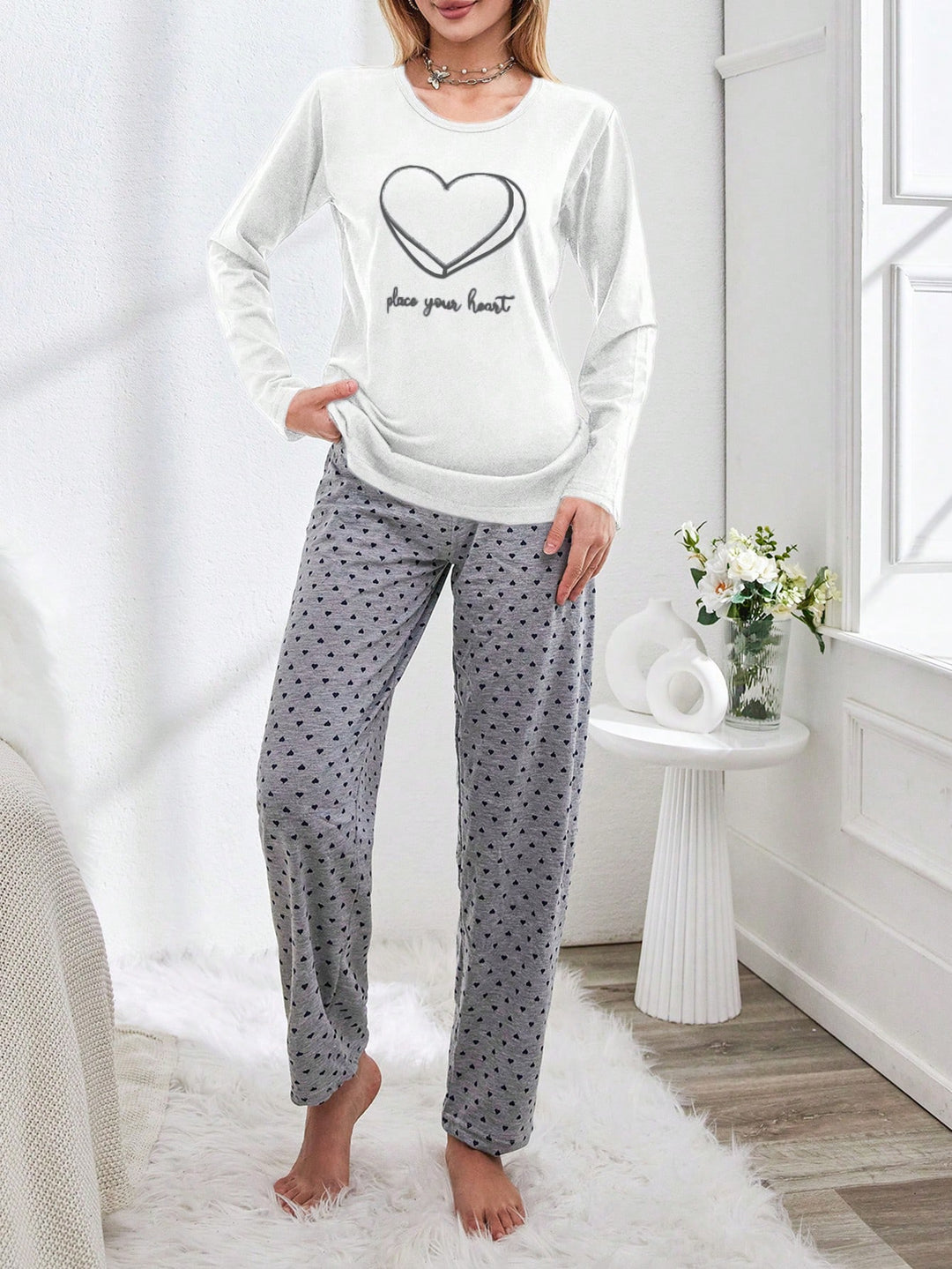 Set pijamale SHEIN, alb