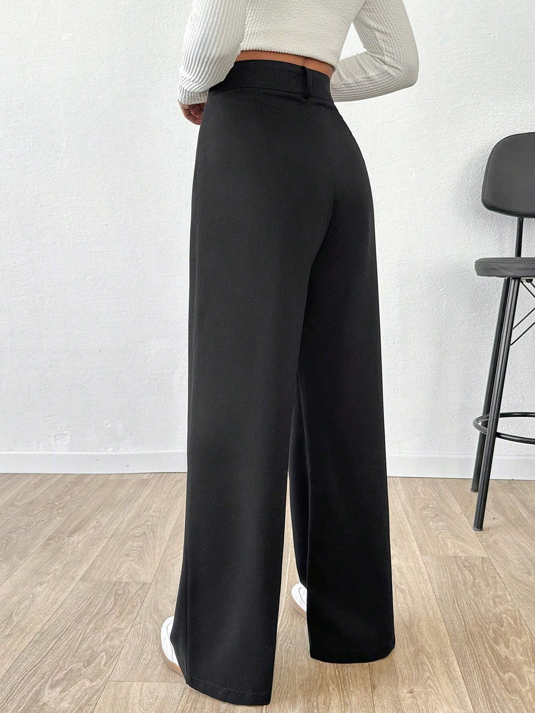 Pantaloni SHEIN, negru